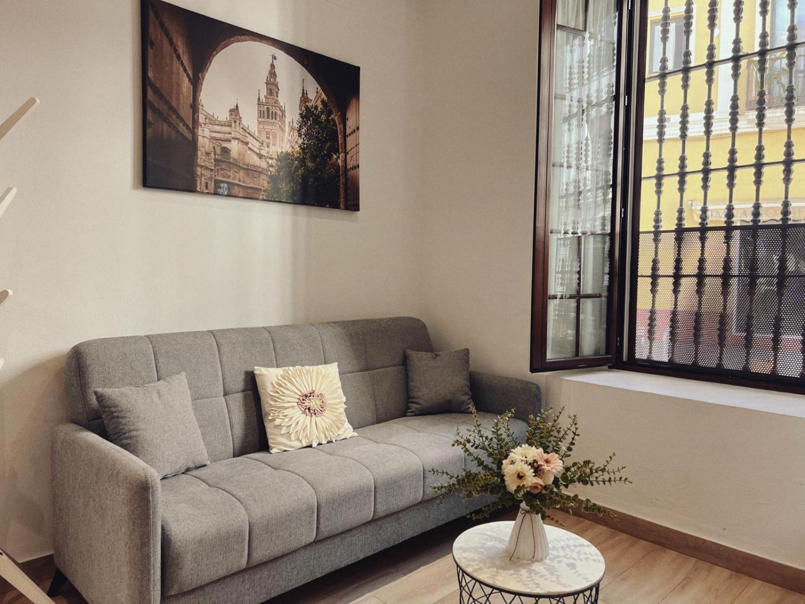 Estudio Moderno Con Opcion De Garaje Apartment Sevilla Exterior foto